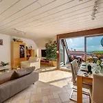 Grosszuegige Maisonettewohnung *