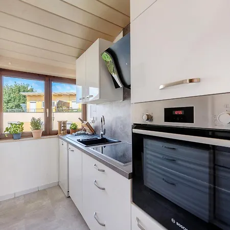 דירה Grosszuegige Maisonettewohnung סינדלפינגן